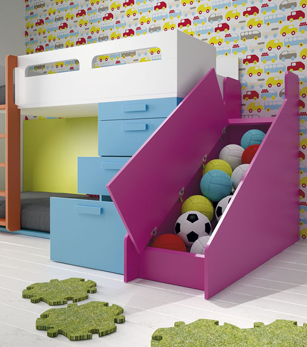 Litera infantil con tobogán