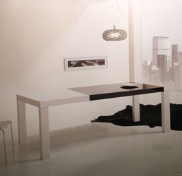 Mesa Luarca abierta